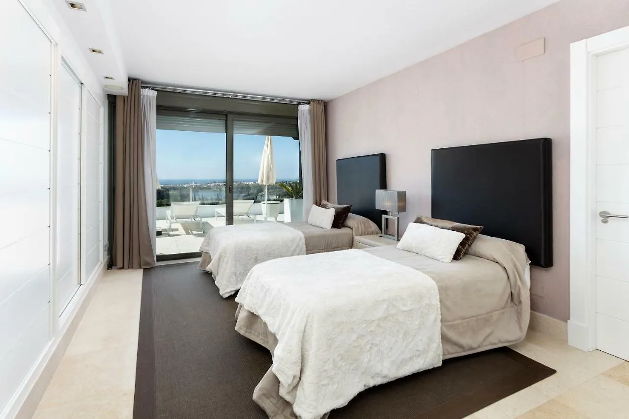 Apartment Los Flamingos Tee 6 Estepona Spain